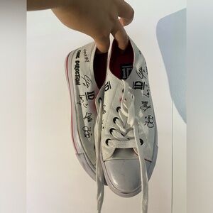 one direction converse